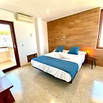 La Carihuela Terrace, Sea Views And Pool Daire Torremolinos