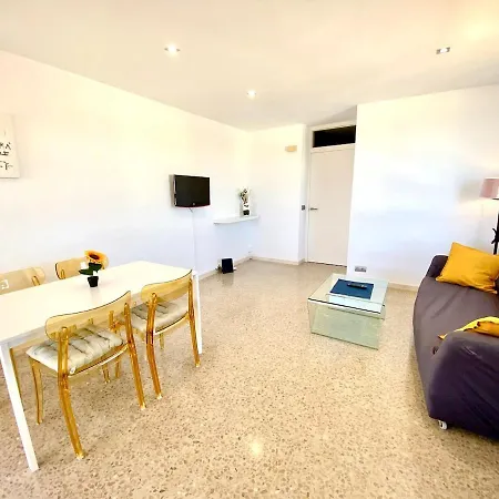 Apartment La Carihuela Terrace, Sea Views And Pool